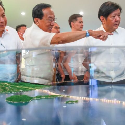 Dizon: Bataan-Cavite Interlink Bridge Won't Be Finished Under Marcos; Key Contracts to Be Awarded 'Very Soon'
